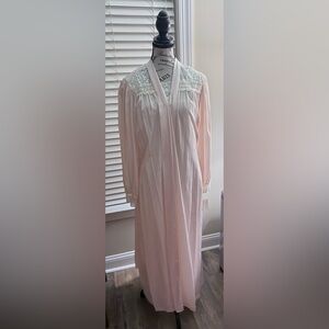 NWT Vintage Christian Dior Pink Lace-Trimmed Nightgown and Robe